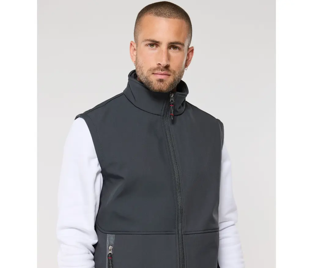 PK765_studio2.webp